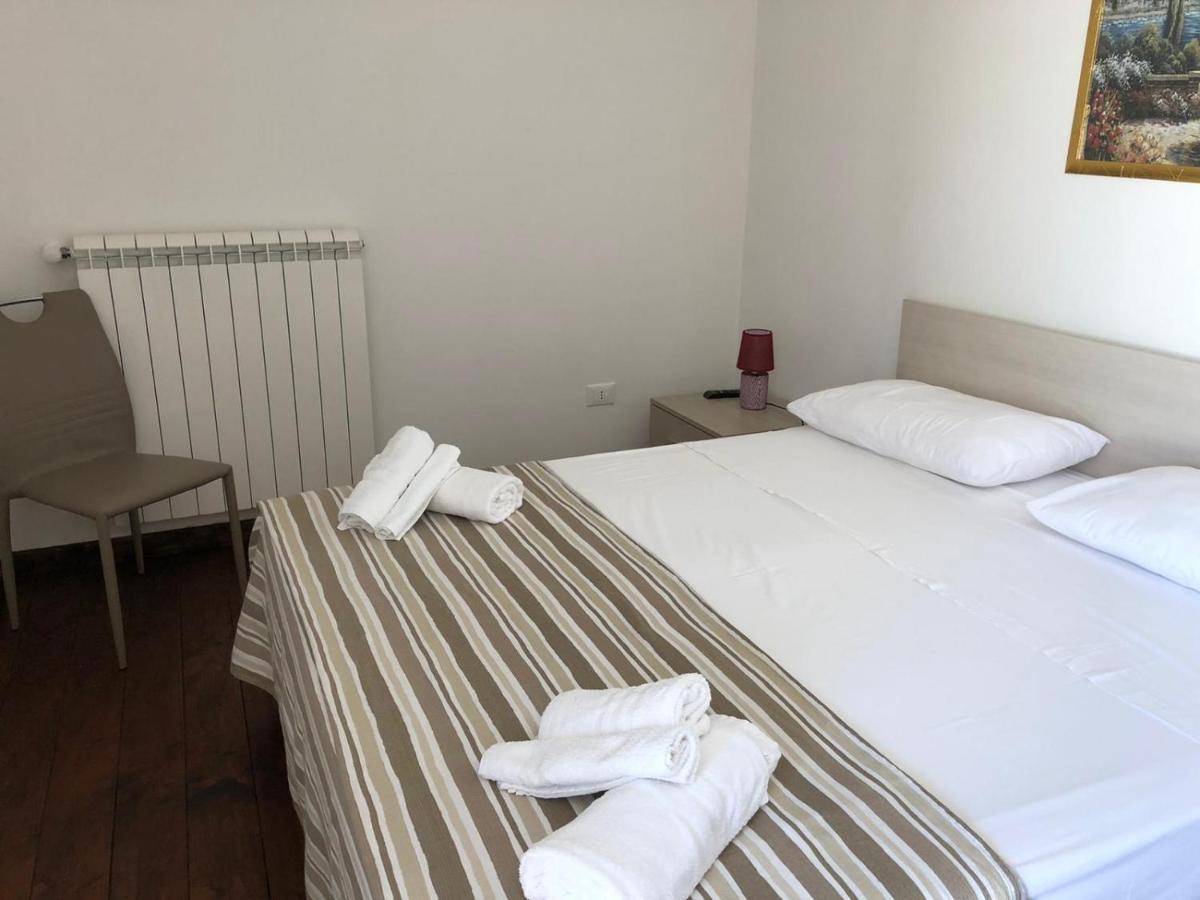 B&B Ornella レヴェラーノ エクステリア 写真